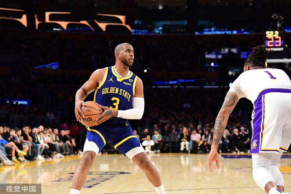 足球场上的 足球场上的